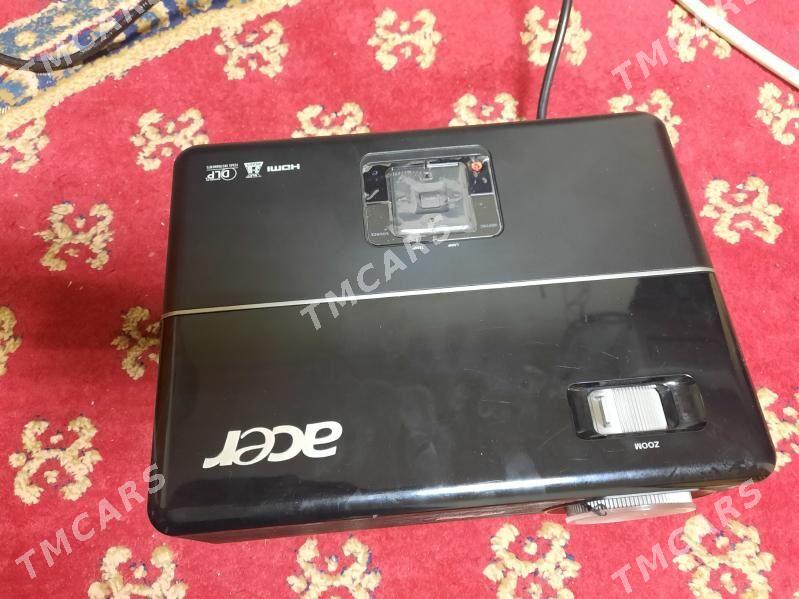 ACER P1203 DLP proektor - Podwoýski köç. (Bitarap Türkmenistan şaýoly) - img 3
