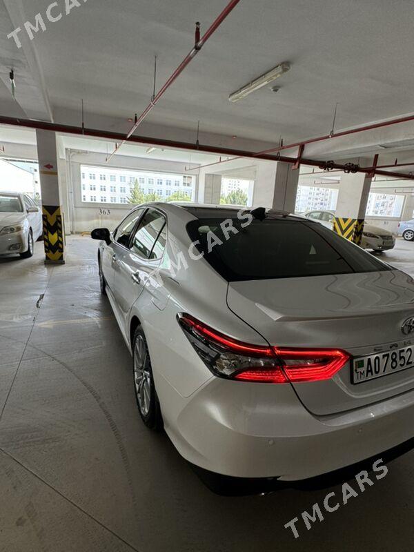 Toyota Camry 2022 - 880 000 TMT - Aşgabat - img 3