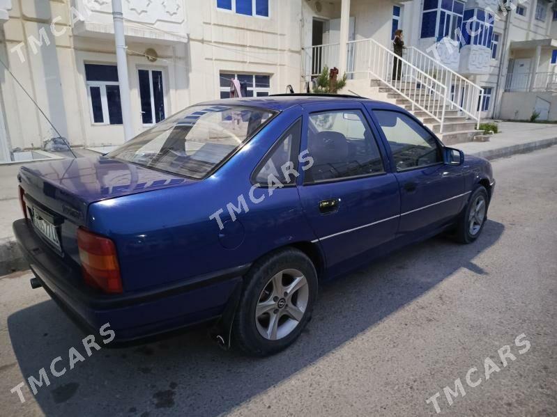 Opel Vectra 1992 - 42 000 TMT - Дянев - img 1
