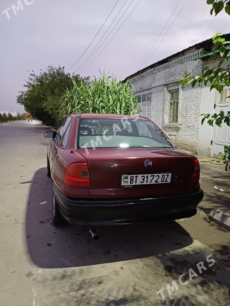 Opel Astra 1993 - 30 000 TMT - Daşoguz - img 3