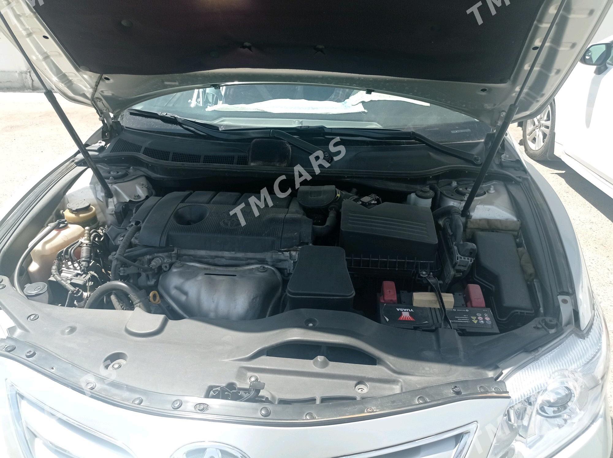 Toyota Camry 2011 - 220 000 TMT - Köşi - img 2
