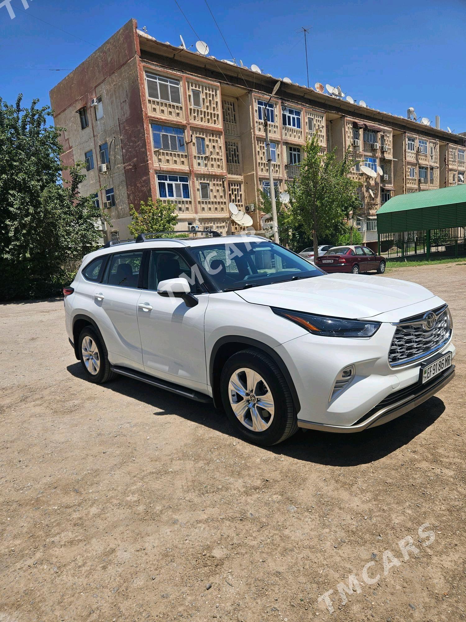 Toyota Highlander 2022 - 600 000 TMT - Sakarçäge - img 4