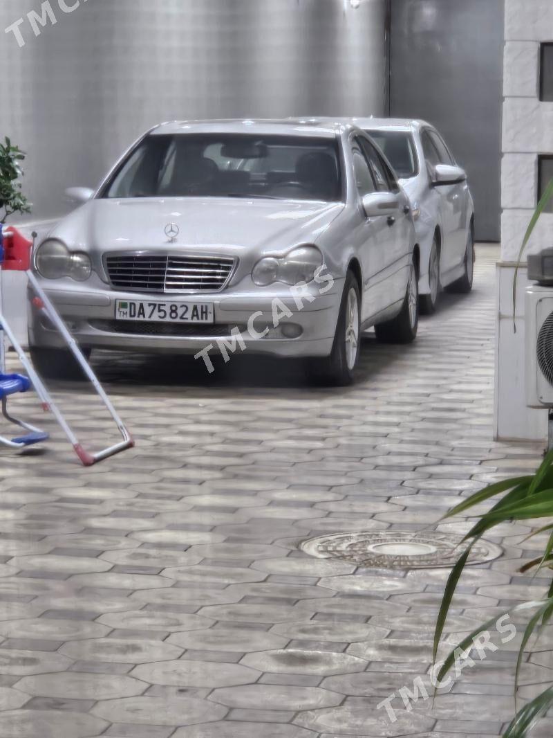 Mercedes-Benz C250 2000 - 80 000 TMT - Aşgabat - img 3