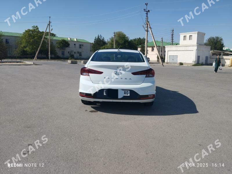 Hyundai Elantra 2020 - 230 000 TMT - Aşgabat - img 4