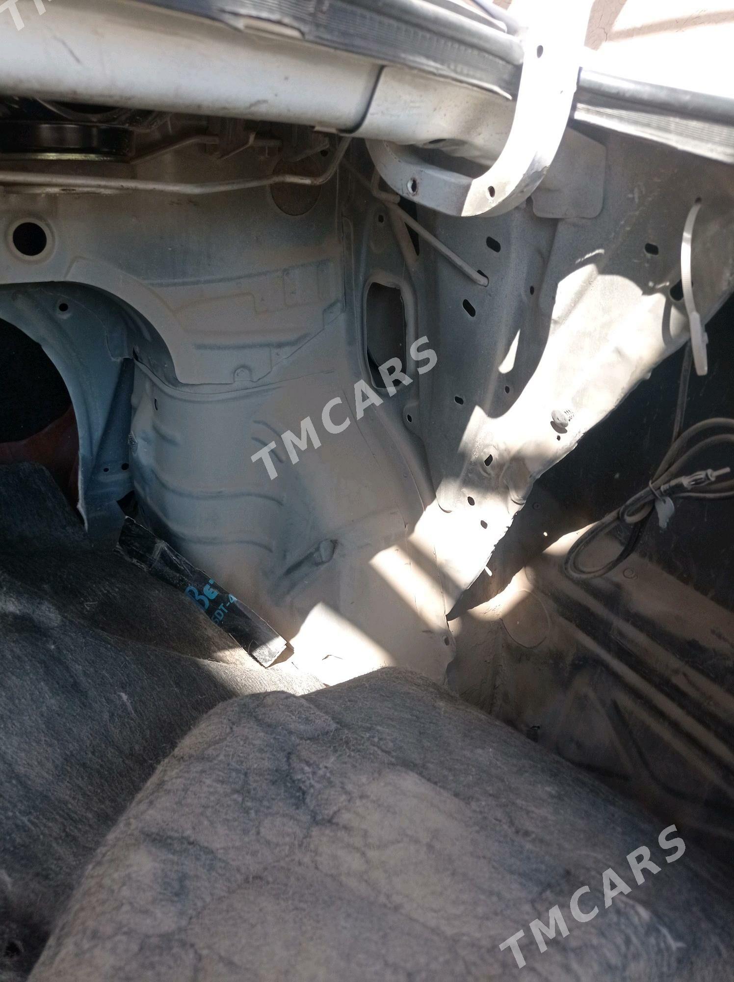 Toyota Camry 2002 - 110 000 TMT - Boldumsaz - img 5