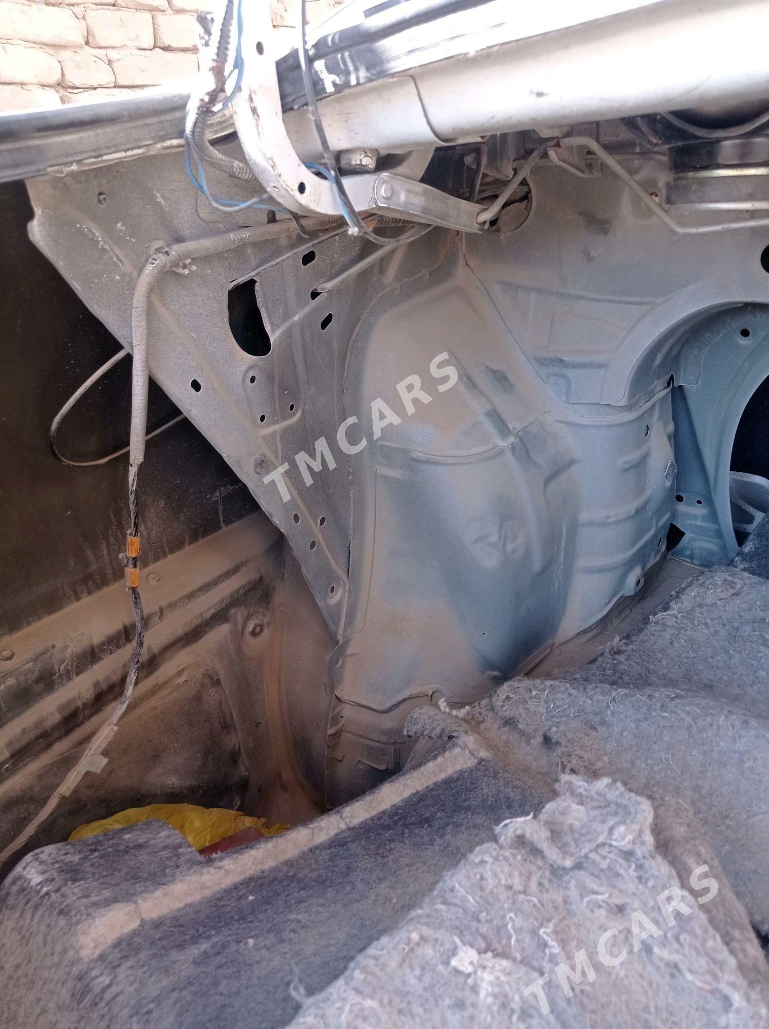 Toyota Camry 2002 - 110 000 TMT - Boldumsaz - img 6