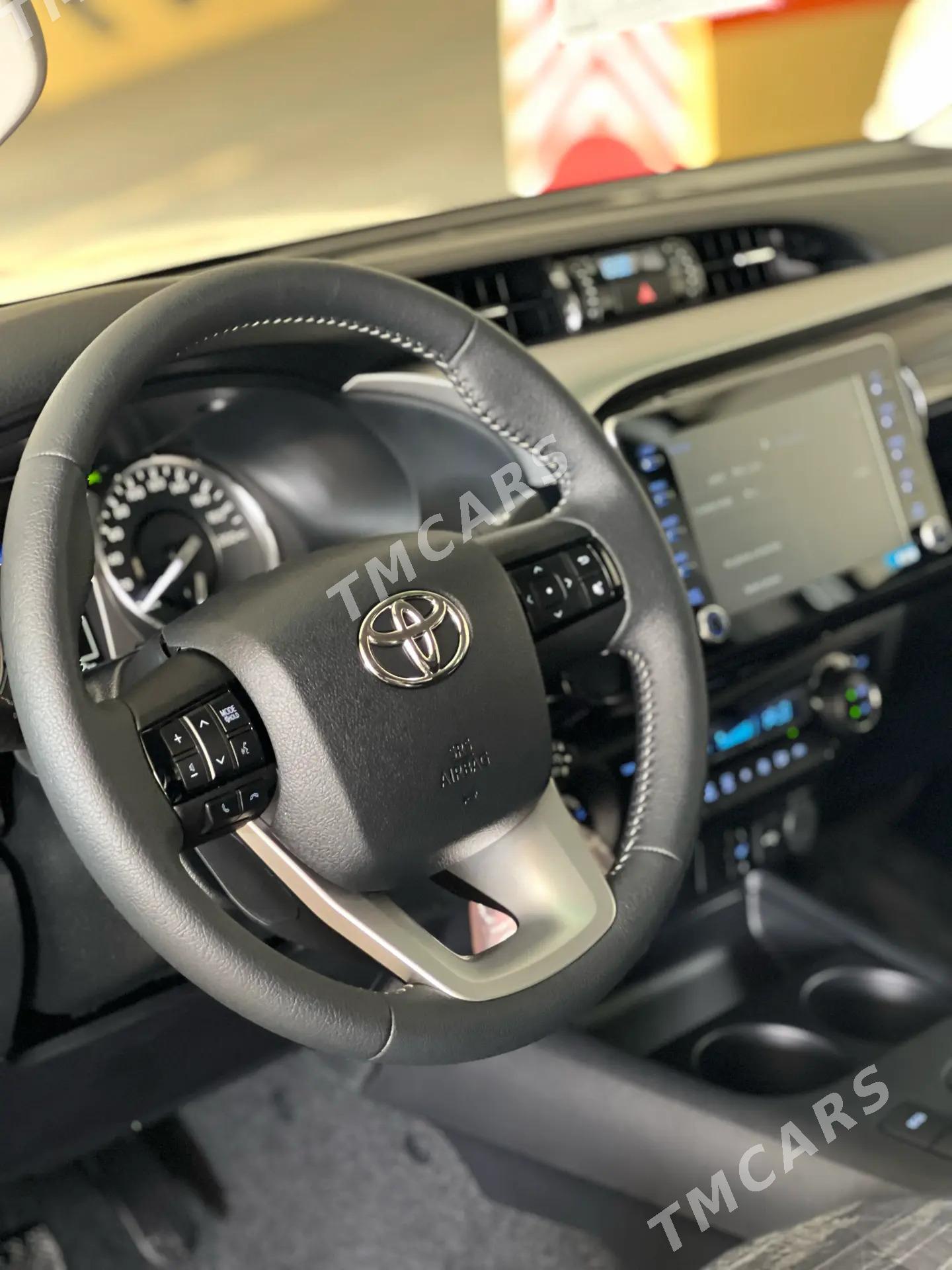 Toyota Hilux 2025 - 702 000 TMT - Aşgabat - img 6