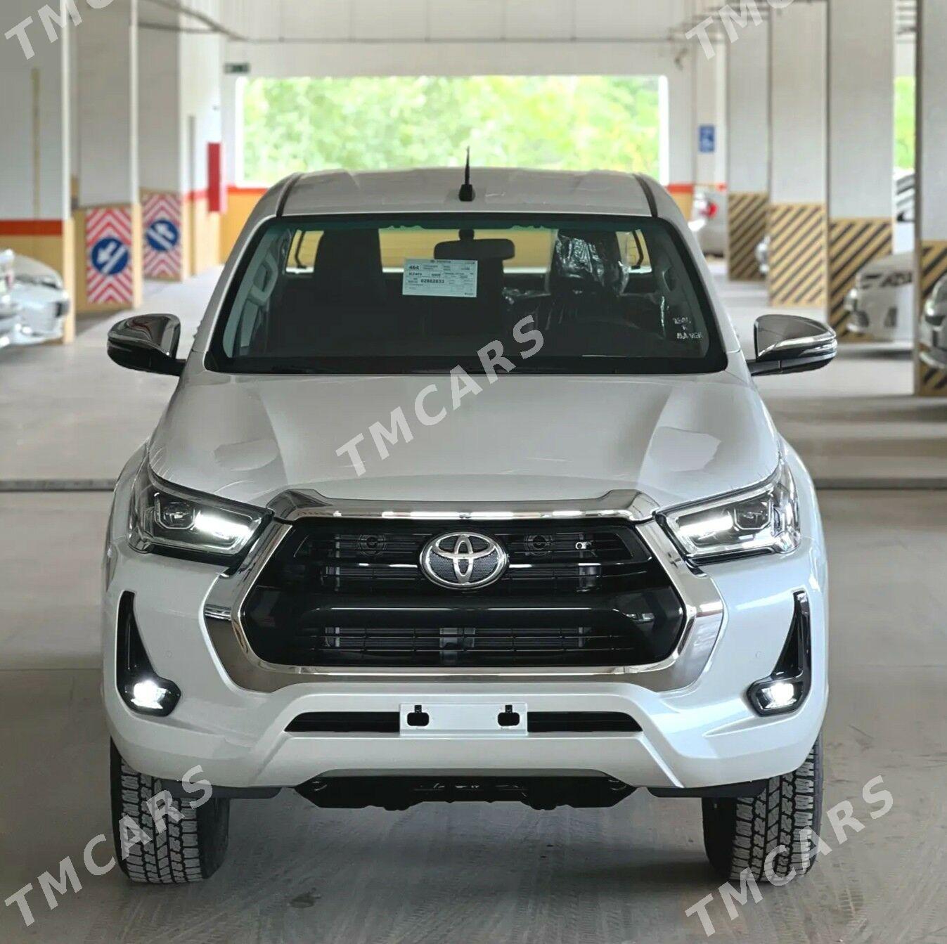 Toyota Hilux 2025 - 702 000 TMT - Aşgabat - img 8