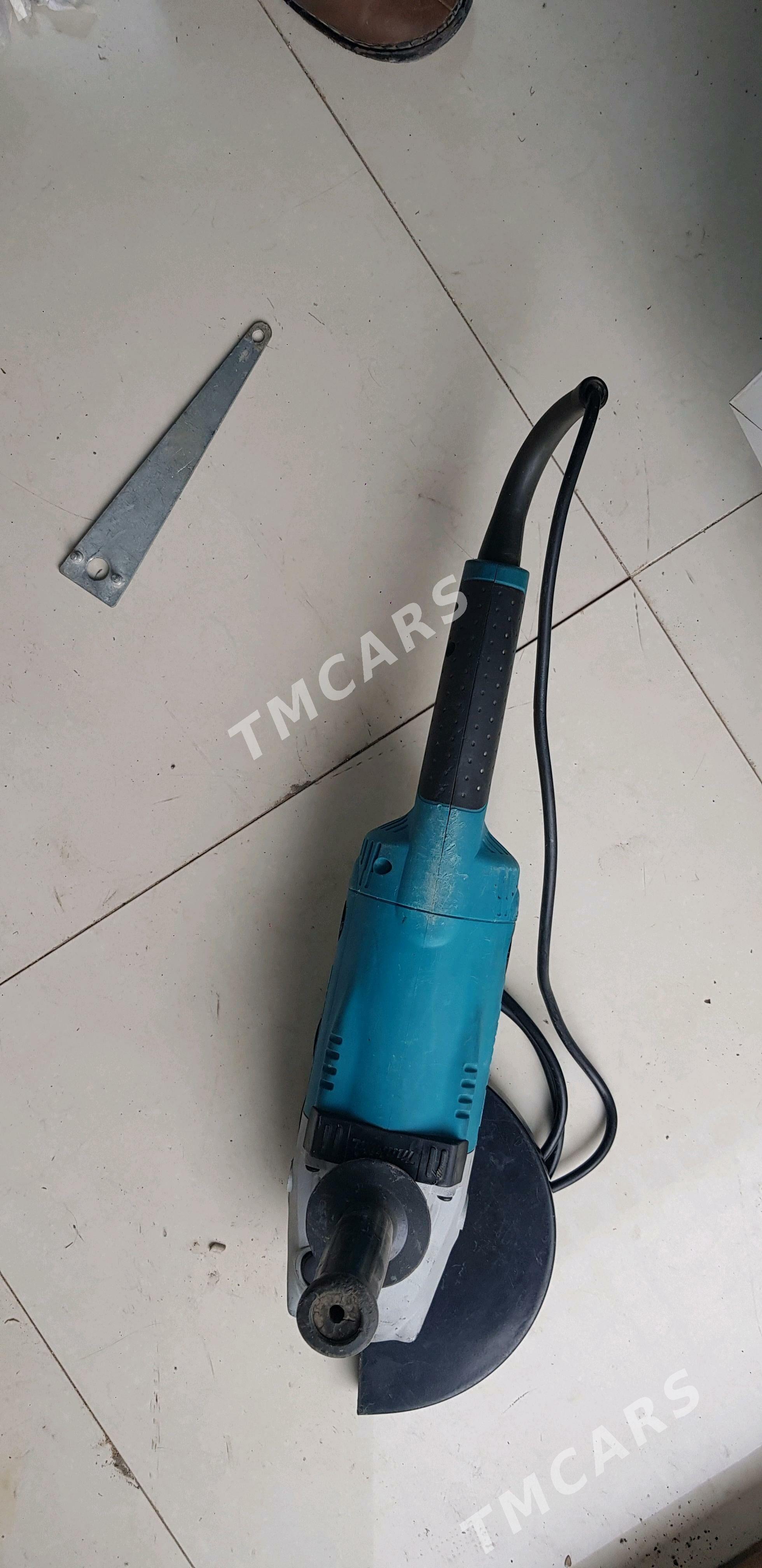Болгарка MAKITA GA9020 - Ашхабад - img 3