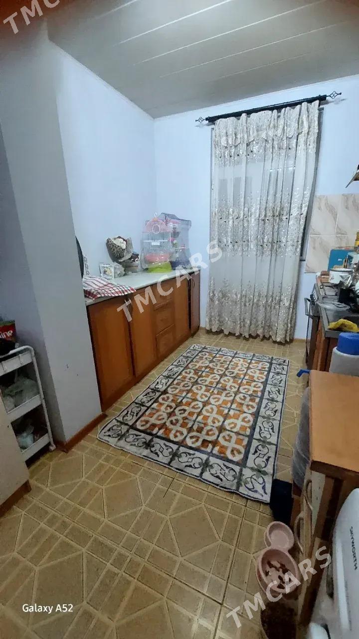 1 мкр 4 комнаты - Ашхабад - img 2