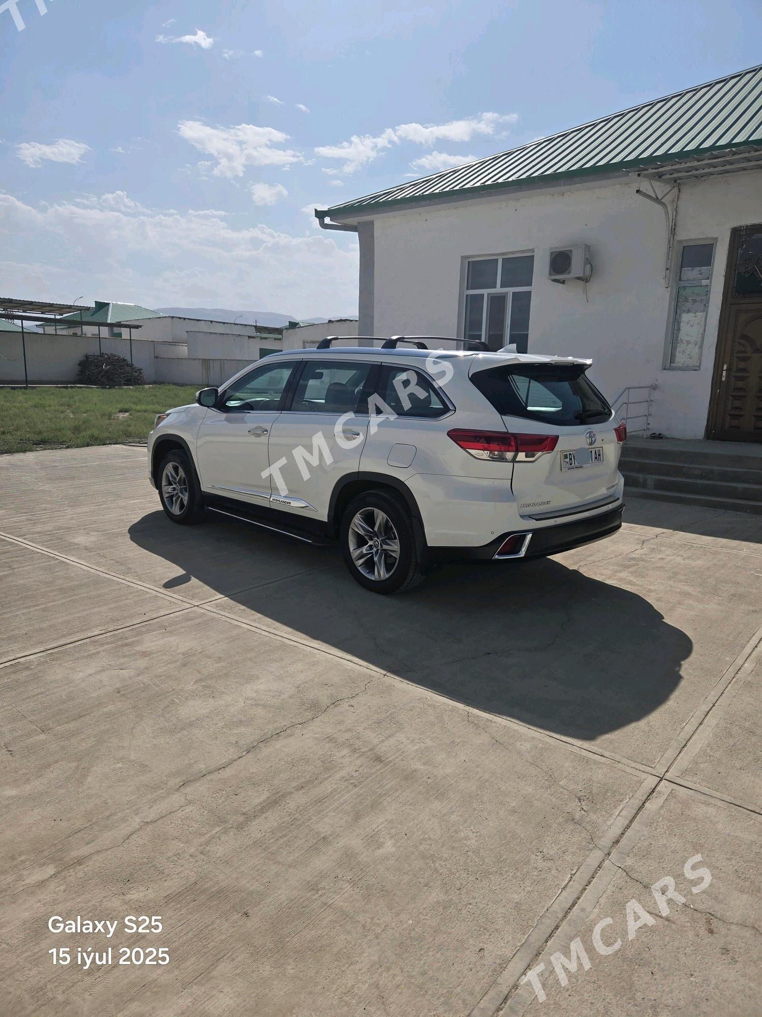 Toyota Highlander 2019 - 490 000 TMT - Гёкдепе - img 6