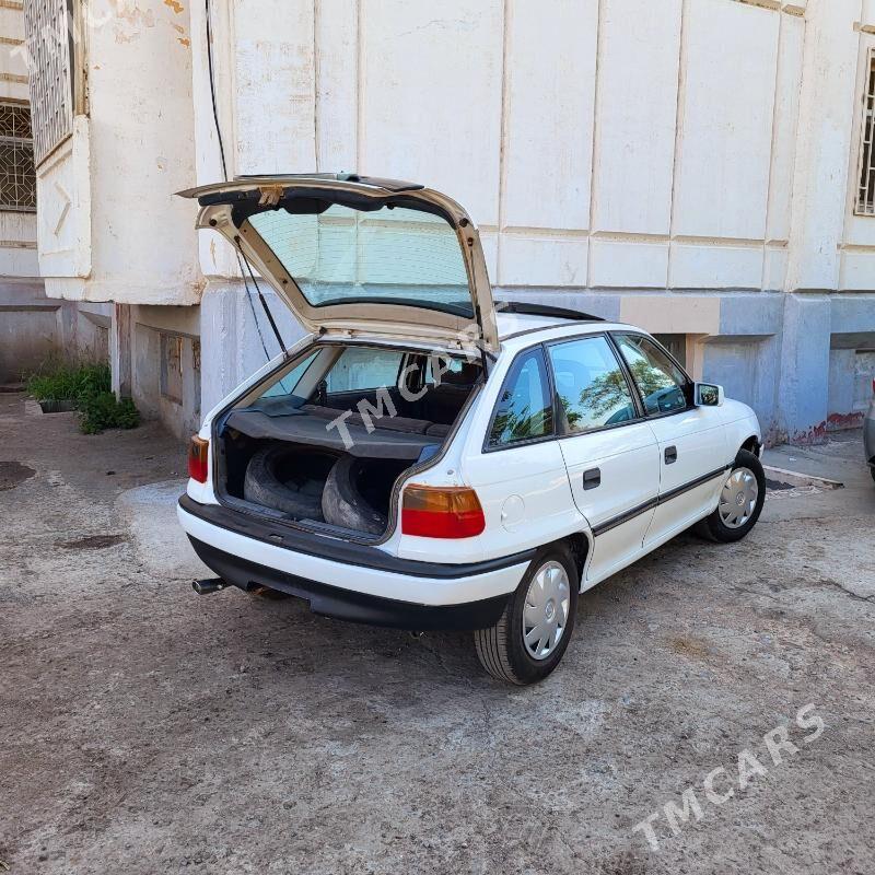 Opel Astra 1992 - 32 000 TMT - Daşoguz - img 4