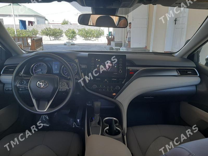Toyota Camry 2021 - 330 000 TMT - Aşgabat - img 3