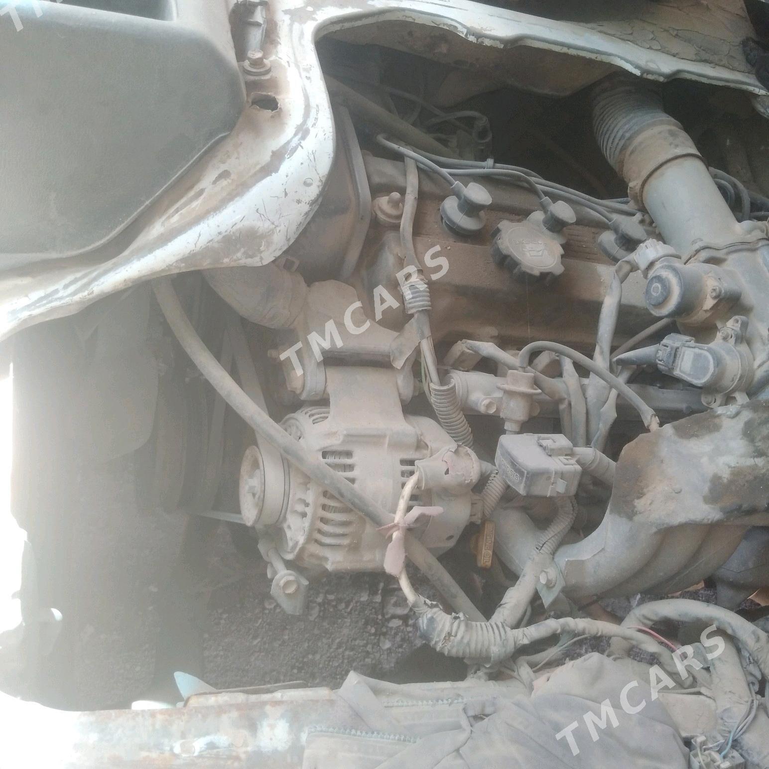 Toyota Town Ace 1989 - 15 000 TMT - Акдепе - img 4