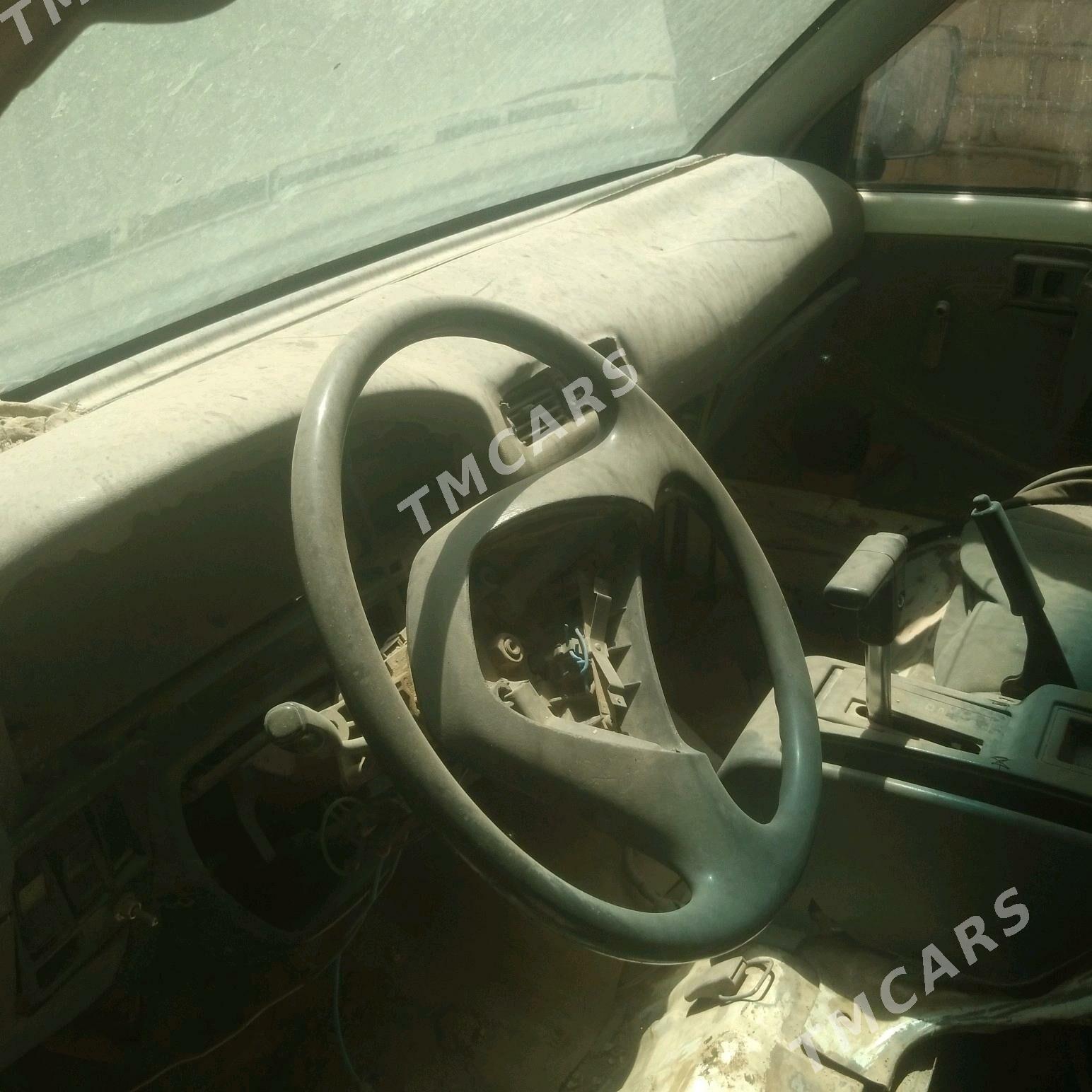 Toyota Town Ace 1989 - 15 000 TMT - Акдепе - img 3
