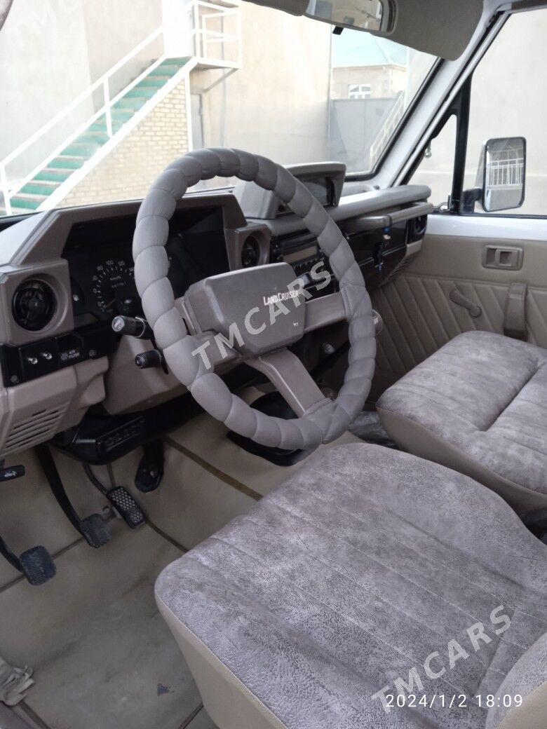Toyota Land Cruiser 1997 - 180 000 TMT - Türkmenbaşy - img 2