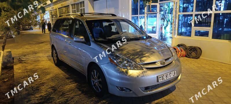 Toyota Sienna 2004 - 160 000 TMT - Türkmenabat - img 9