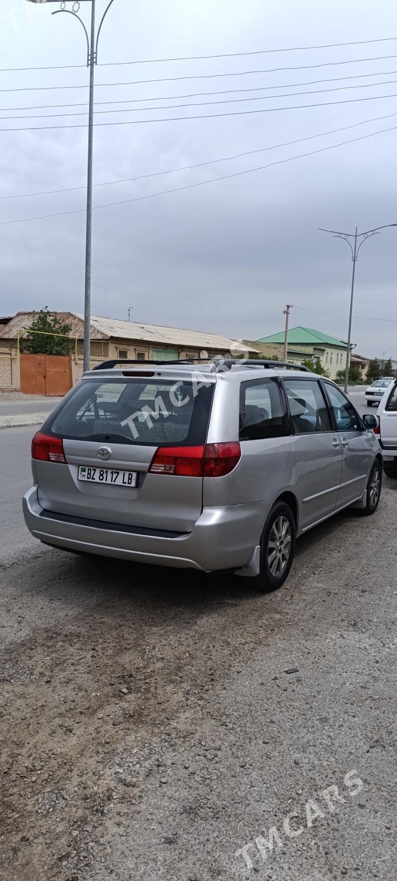 Toyota Sienna 2004 - 160 000 TMT - Türkmenabat - img 8