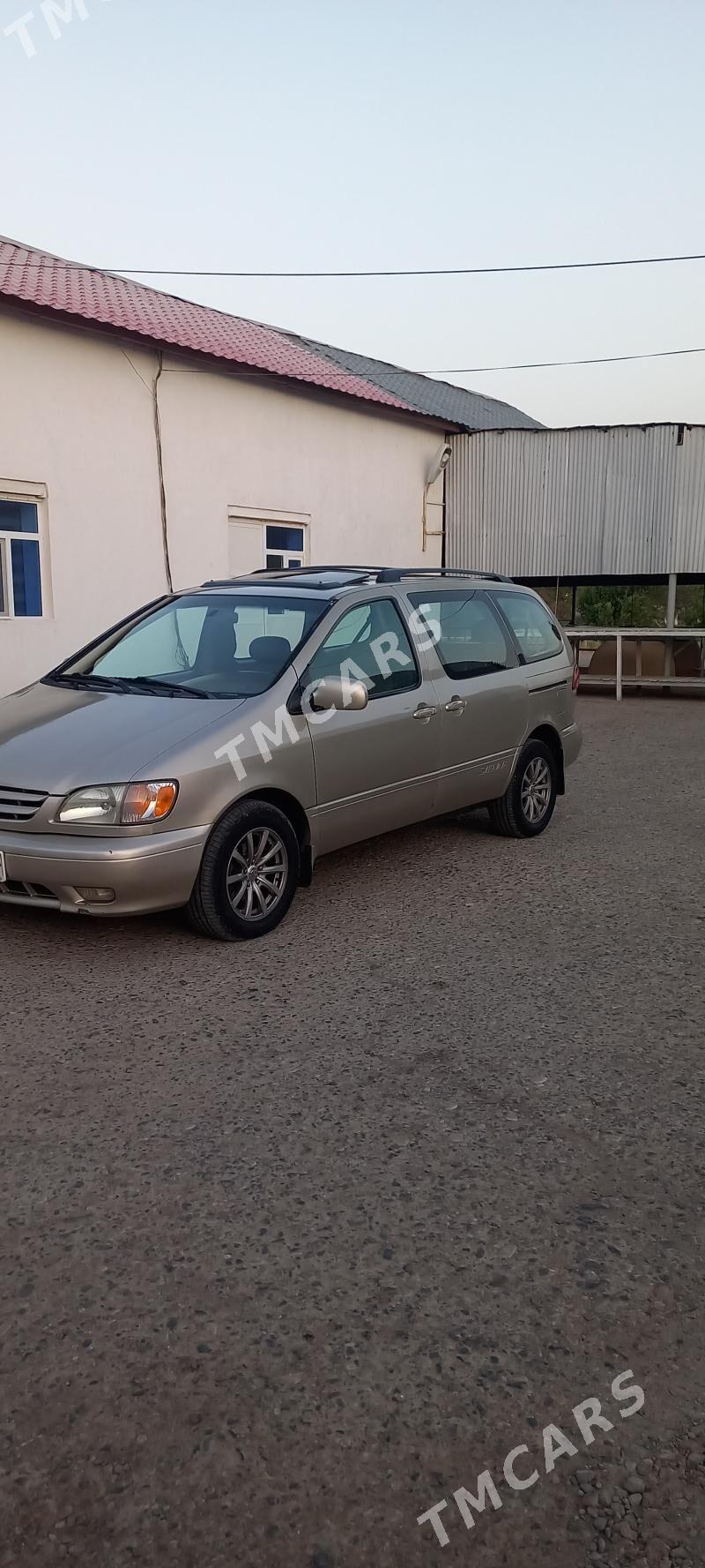Toyota Sienna 2002 - 160 000 TMT - Ýolöten - img 2