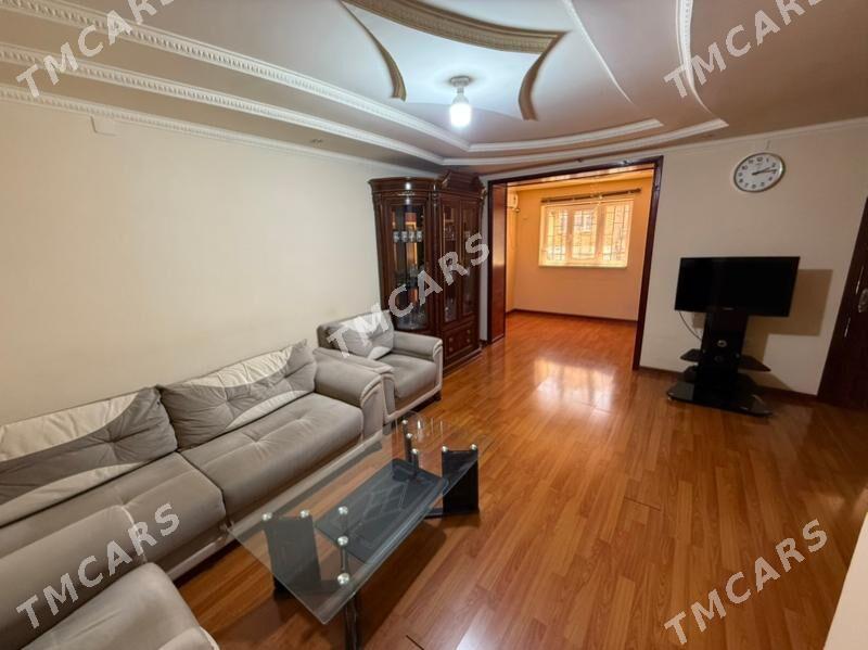 Квартира в центре - Балканабат - img 7