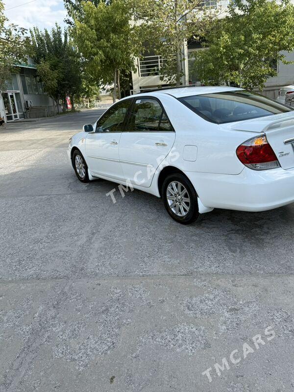 Toyota Camry 2005 - 190 000 TMT - 11 мкр - img 4