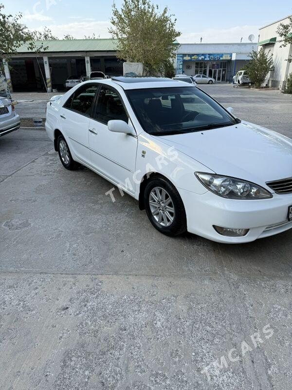 Toyota Camry 2005 - 190 000 TMT - 11 мкр - img 3