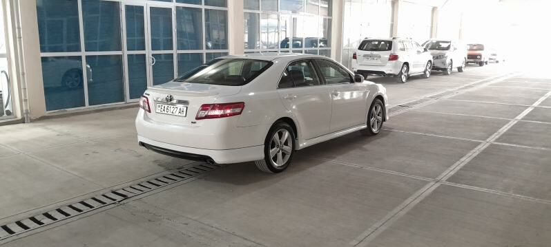 Toyota Camry 2010 - 190 000 TMT - Gökdepe - img 5