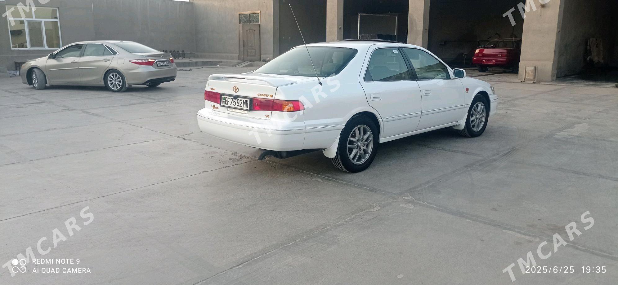 Toyota Camry 1999 - 130 000 TMT - Мары - img 4