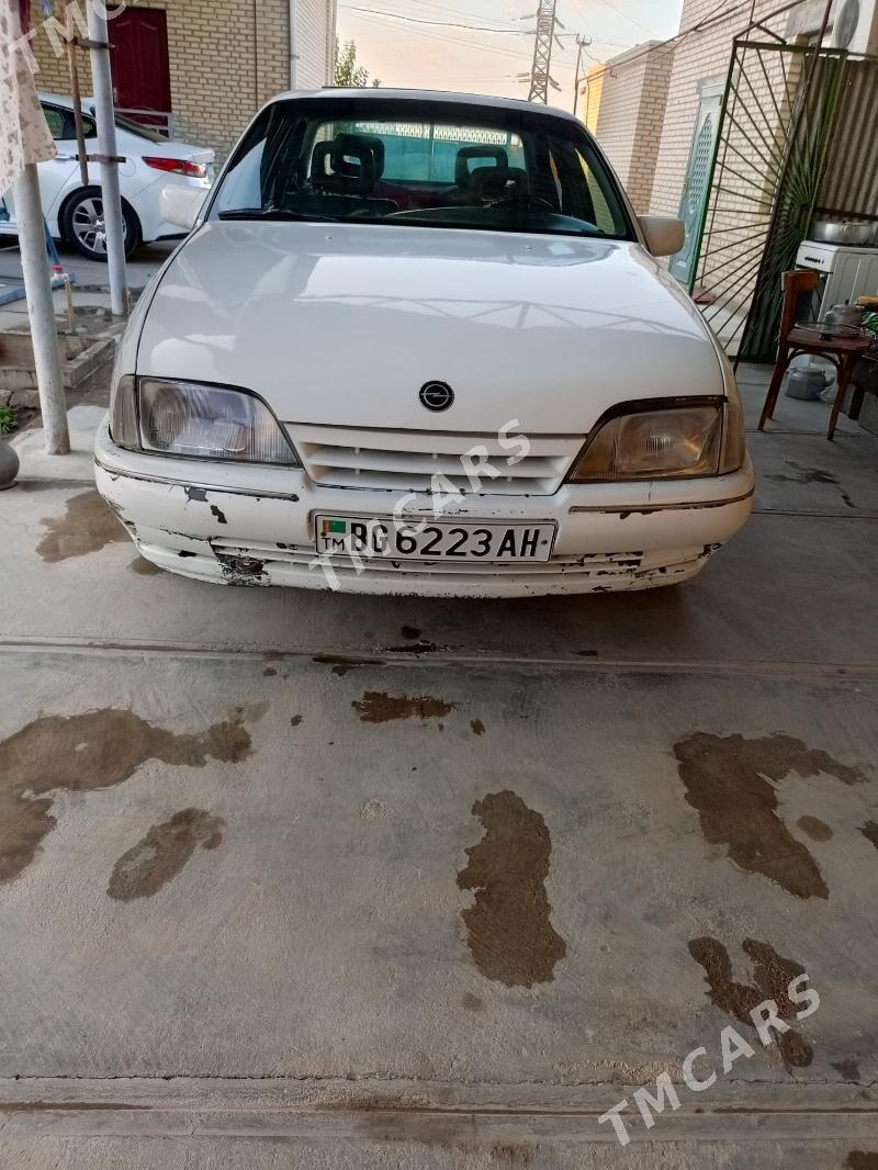 Opel Omega 1992 - 20 000 TMT - Анев - img 4
