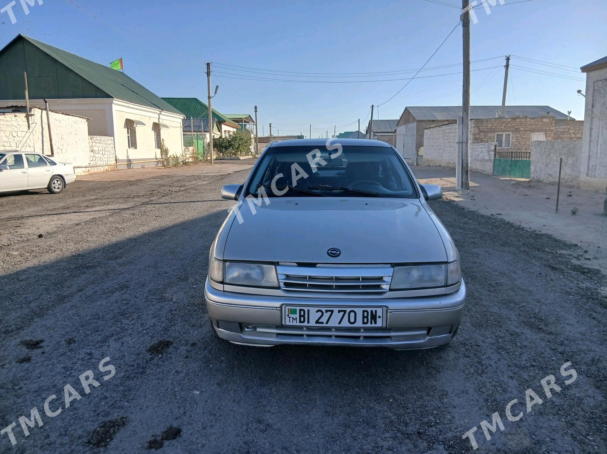 Opel Vectra 1991 - 36 000 TMT - Туркменбаши - img 2