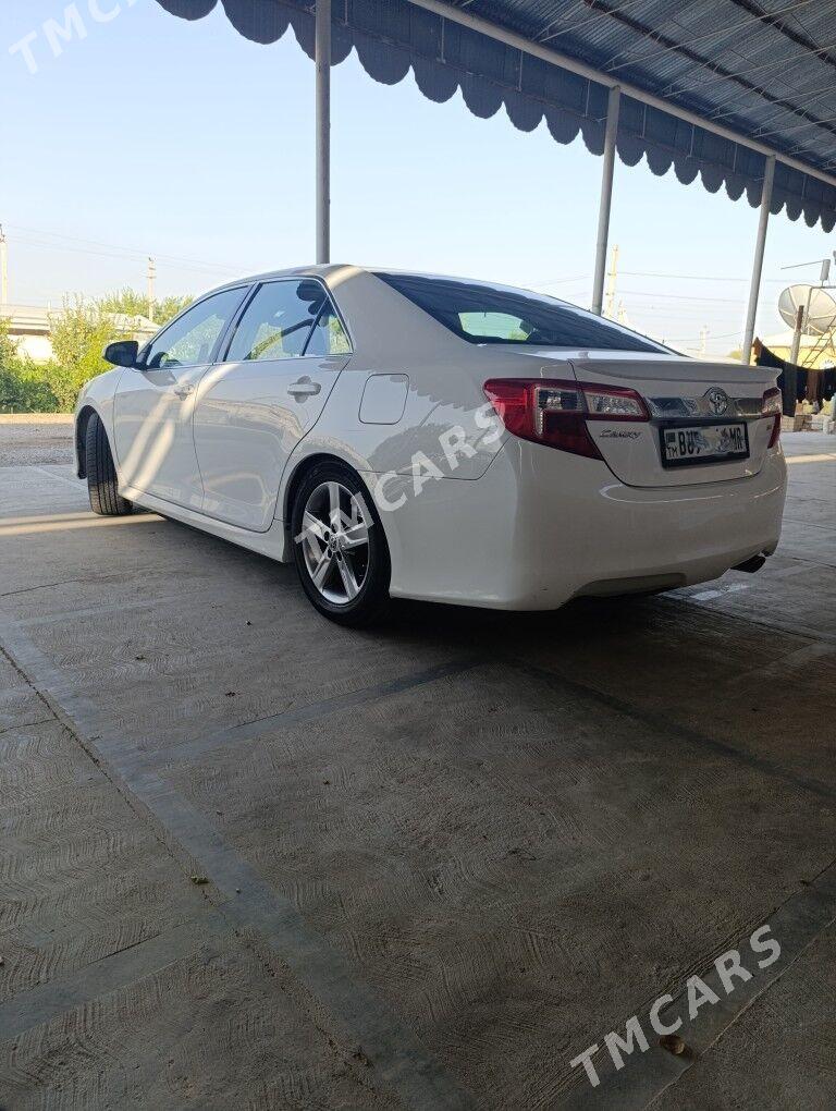 Toyota Camry 2012 - 200 000 TMT - Мургап - img 5
