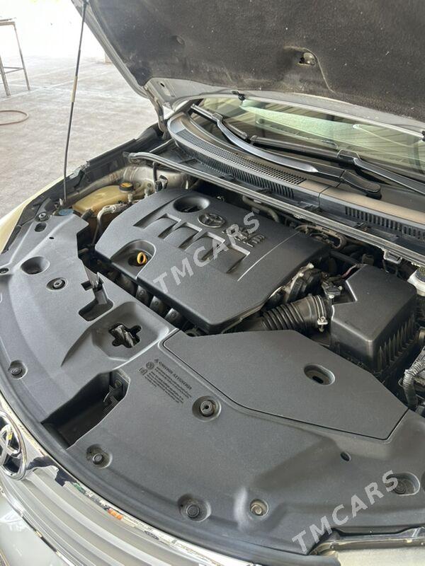Toyota Avensis 2010 - 200 000 TMT - Aşgabat - img 4