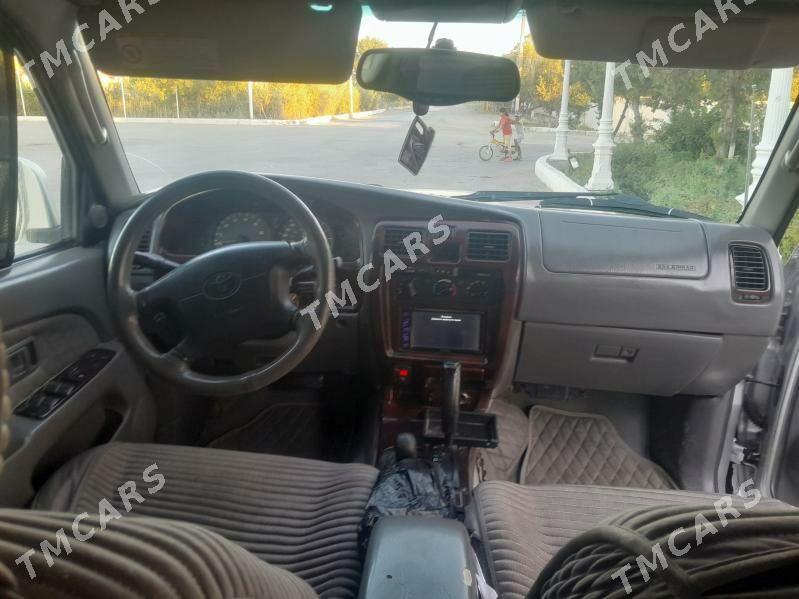 Toyota 4Runner 2002 - 120 000 TMT - Газаджак - img 3