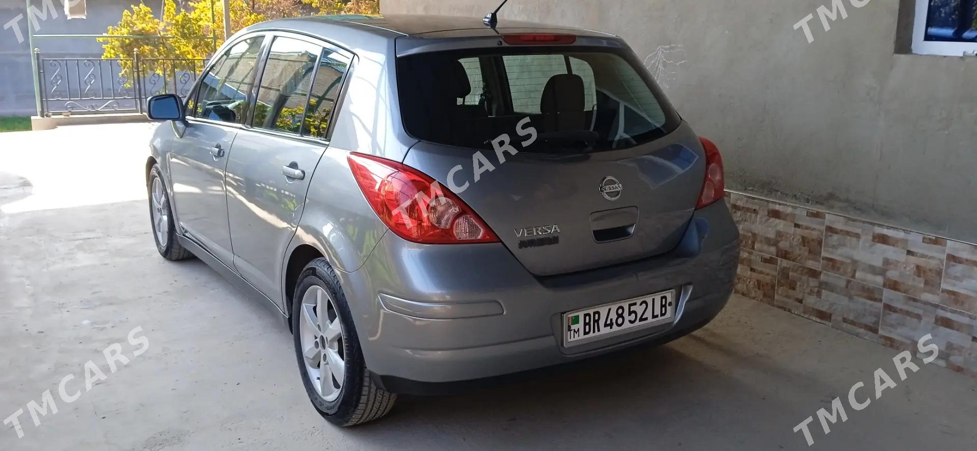 Nissan Versa 2010 - 96 000 TMT - Türkmenabat - img 4
