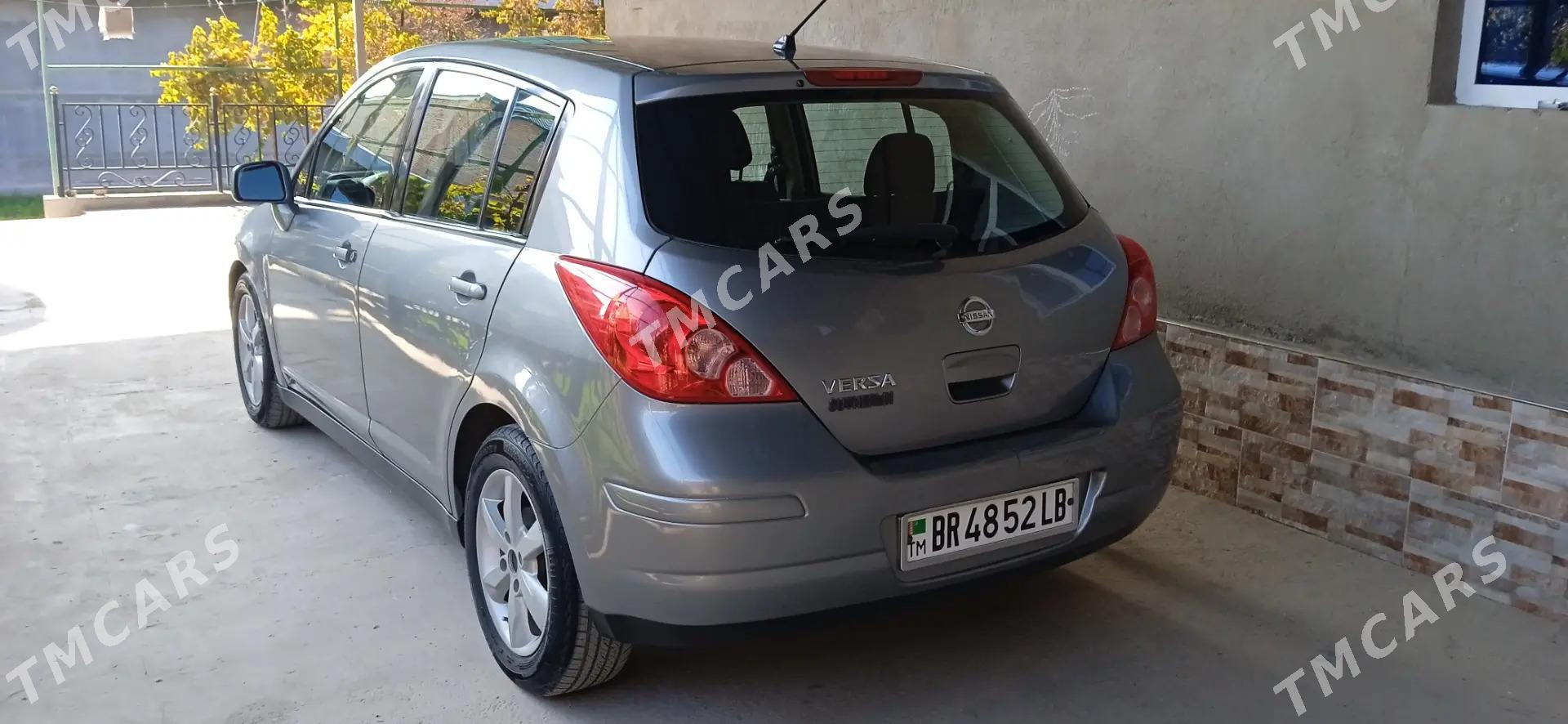Nissan Versa 2010 - 96 000 TMT - Türkmenabat - img 6