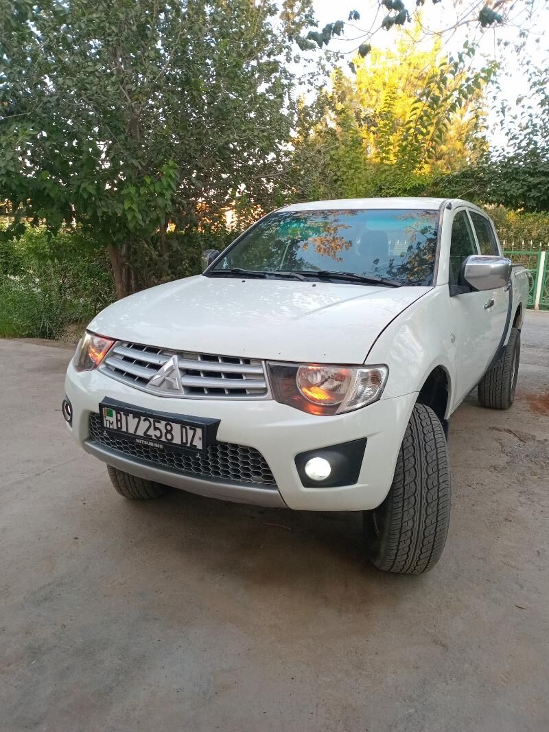 Mitsubishi L200 2010 - 135 000 TMT - Дашогуз - img 6