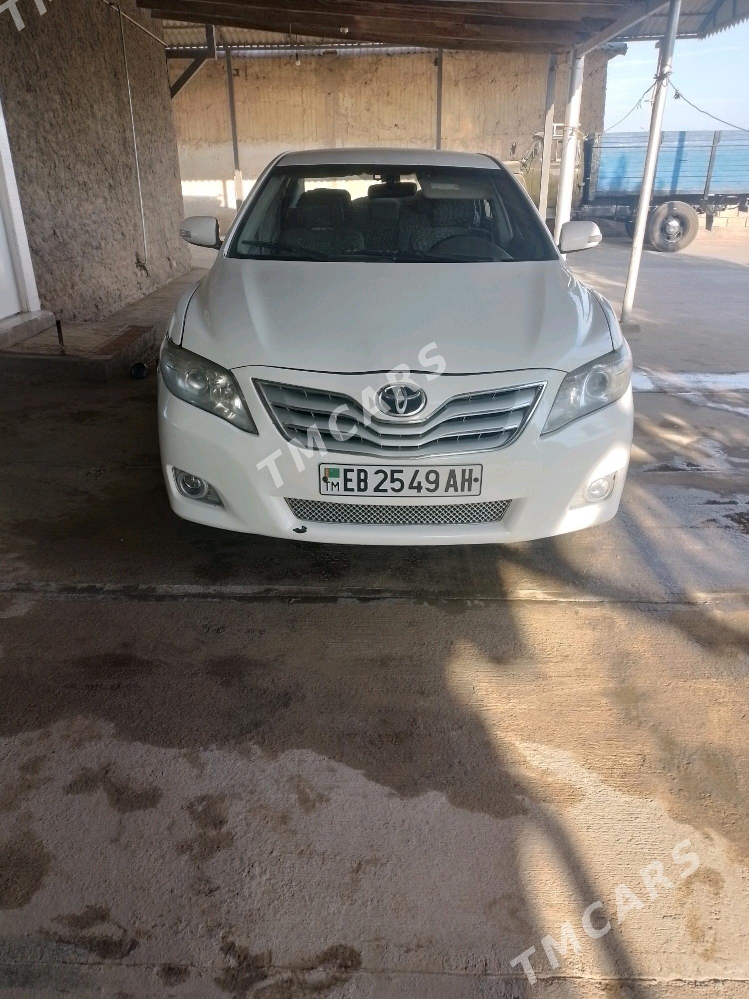 Toyota Camry 2010 - 140 000 TMT - Tejen - img 3