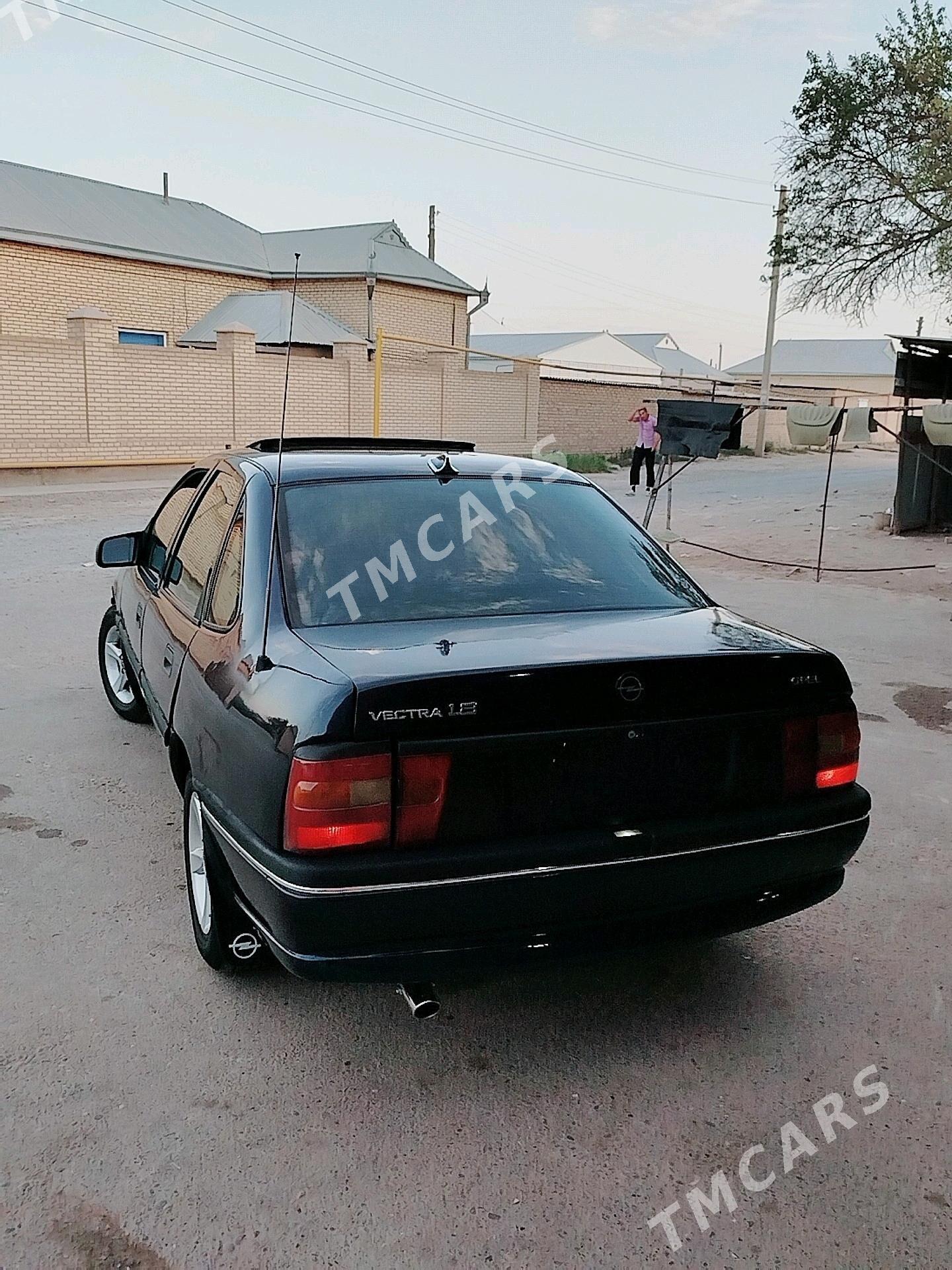 Opel Vectra 1992 - 40 000 TMT - Mary - img 4