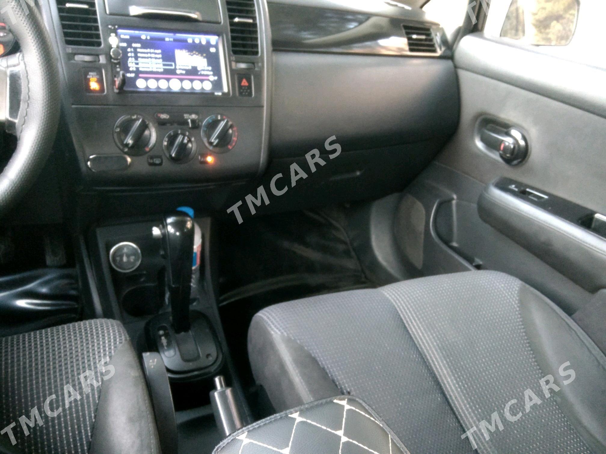Nissan Versa 2009 - 125 000 TMT - Ашхабад - img 4