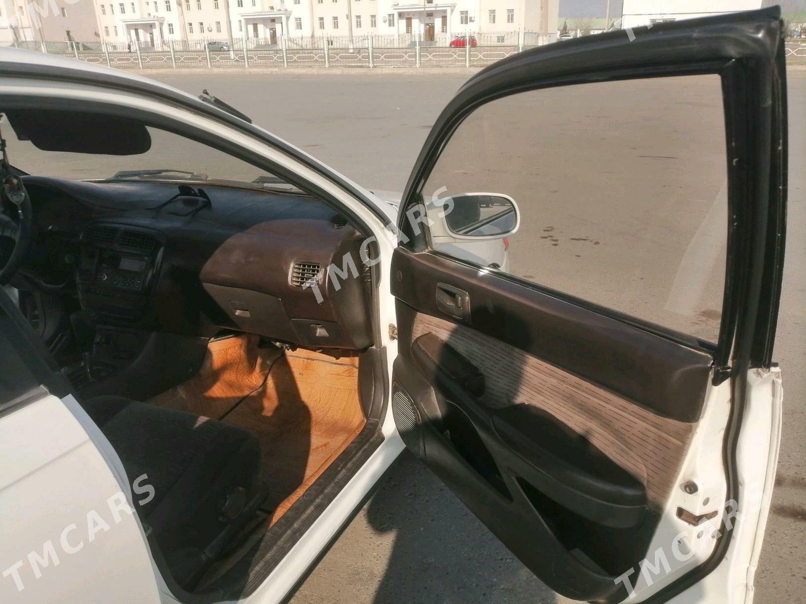 Toyota Carina 1996 - 60 000 TMT - Дашогуз - img 6