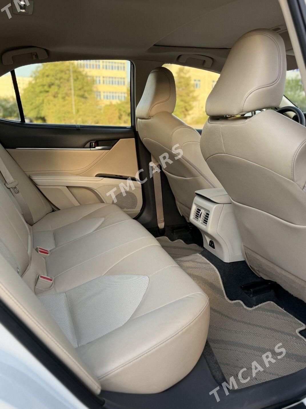 Toyota Camry 2018 - 430 000 TMT - Ашхабад - img 9
