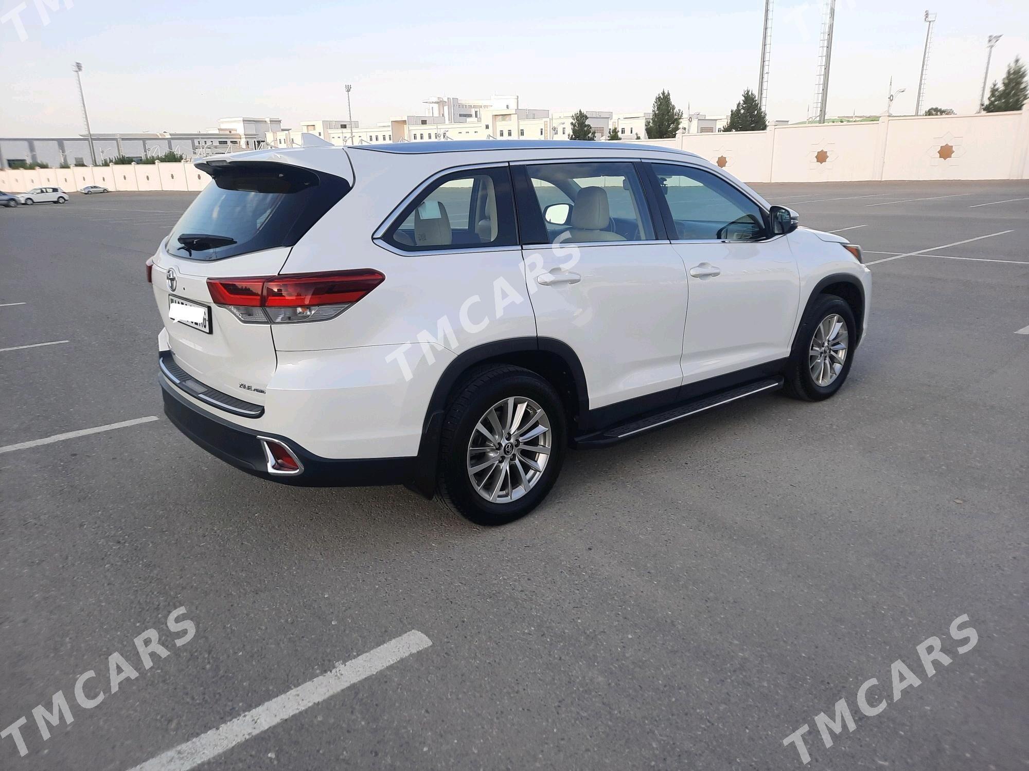 Toyota Highlander 2019 - 515 000 TMT - Ашхабад - img 3