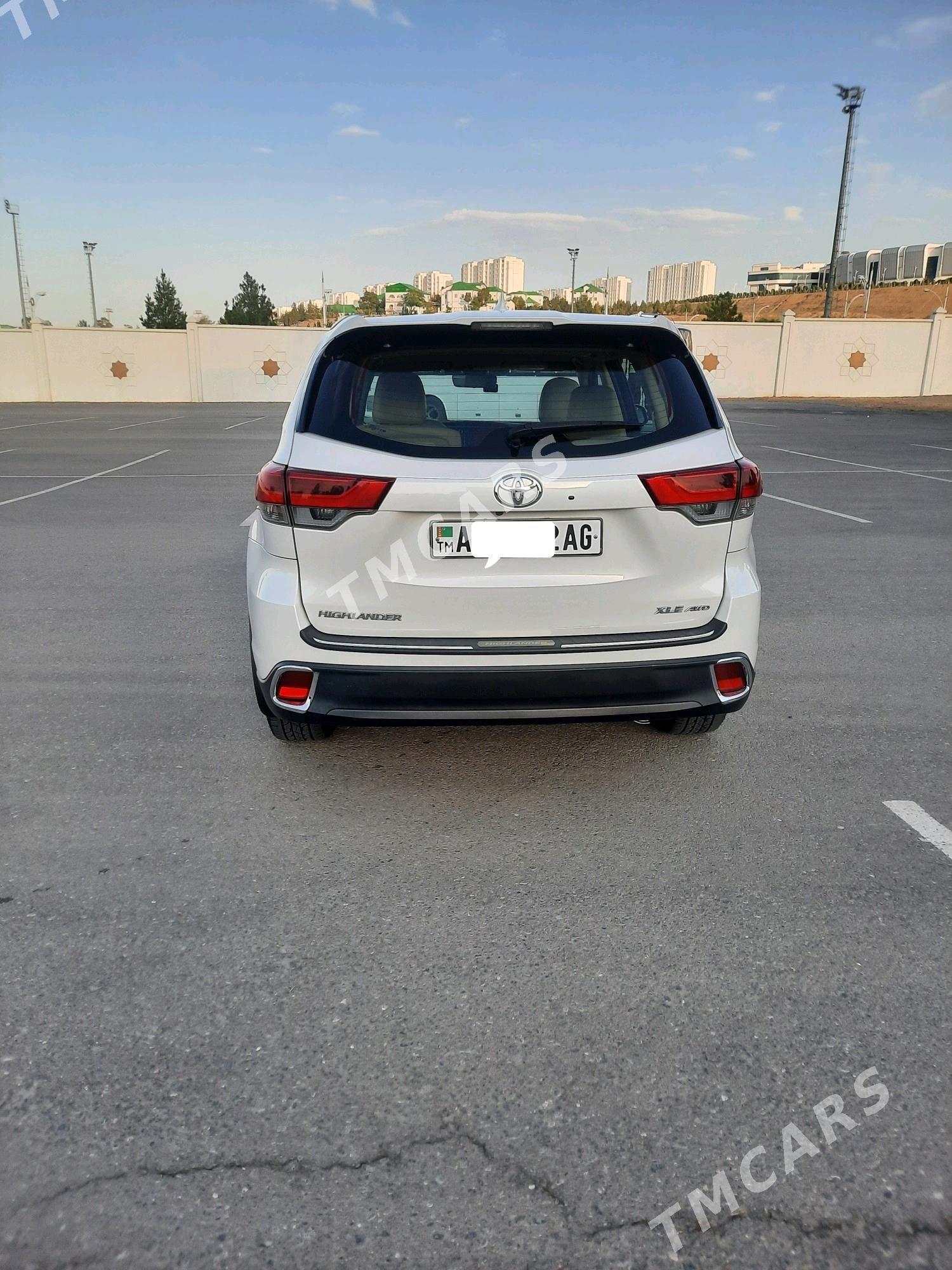 Toyota Highlander 2019 - 515 000 TMT - Ашхабад - img 4