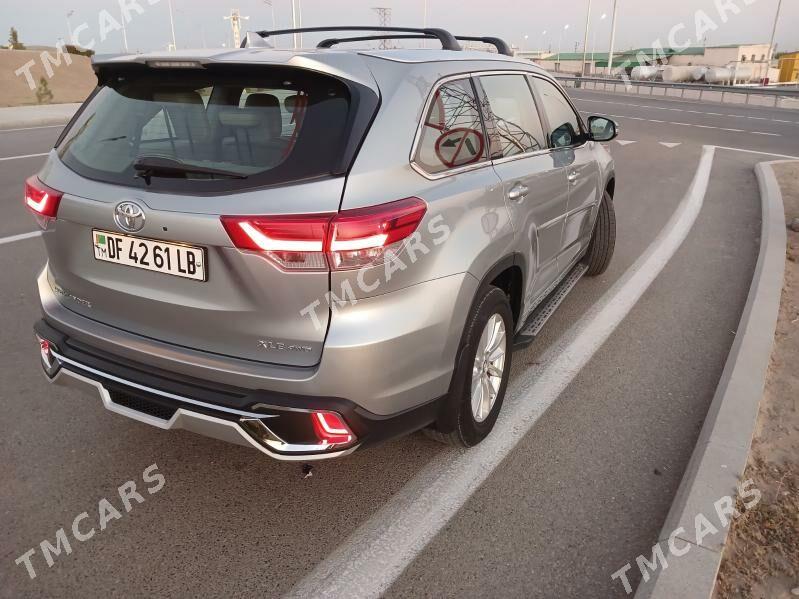 Toyota Highlander 2017 - 450 000 TMT - Туркменабат - img 2