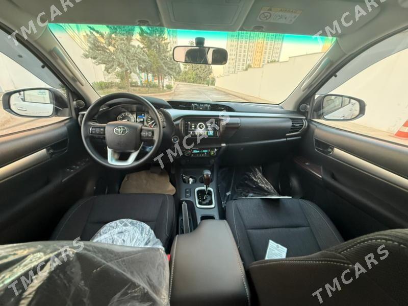 Toyota Hilux 2025 - 680 000 TMT - Ашхабад - img 2