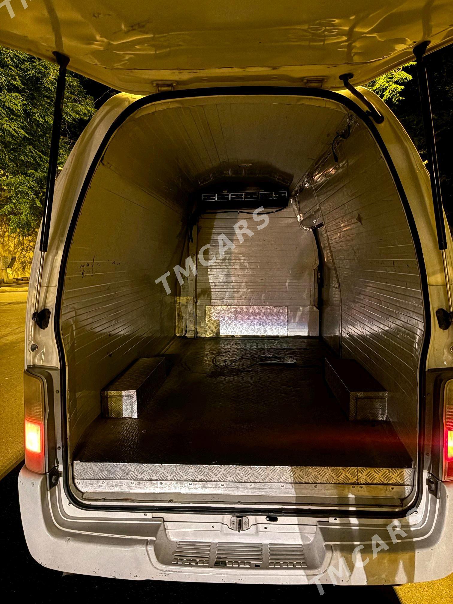Nissan Urvan 2008 - 140 000 TMT - Ашхабад - img 9