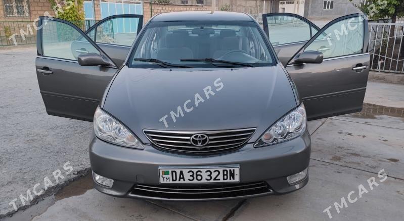 Toyota Camry 2005 - 147 000 TMT - Gyzylarbat - img 10