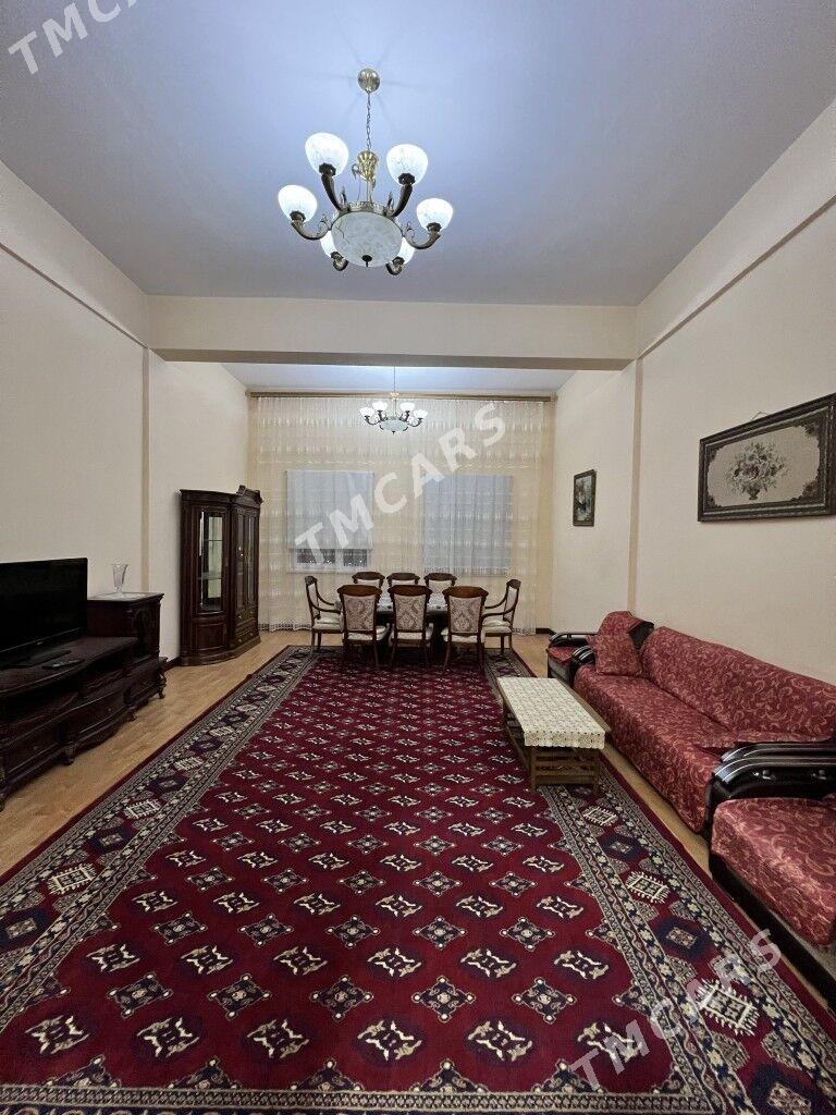 PODWOÝSKIÝ-AÝTAKOW,4-KOM.ELIT - Podwoýski köç. (Bitarap Türkmenistan şaýoly) - img 2