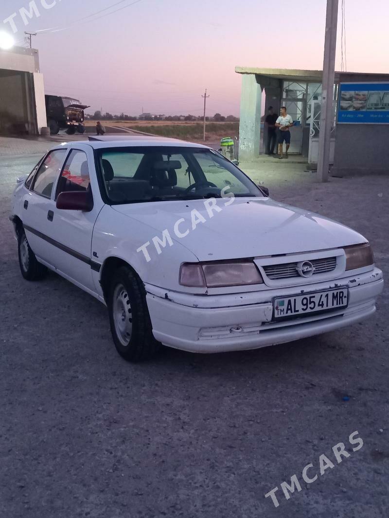 Opel Vectra 1993 - 25 000 TMT - Ёлётен - img 2