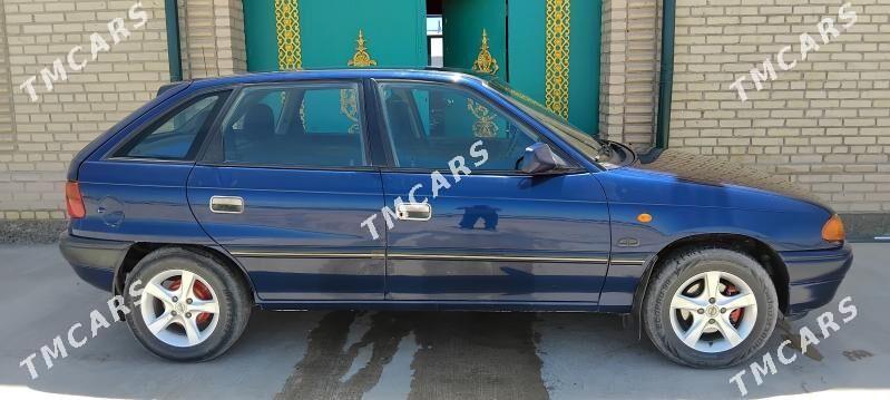 Opel Astra 1994 - 50 000 TMT - Дянев - img 2